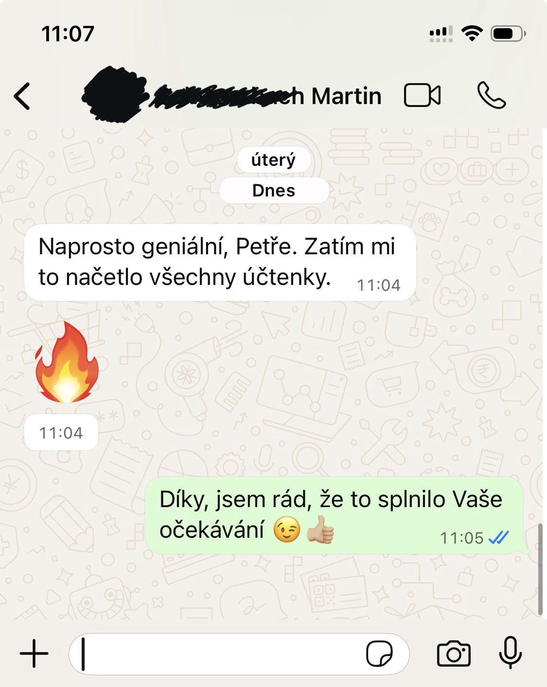 Zpráva od Radky — Kolegyně z jiného oddělení chce ten systém taky. Upřímně, tohle mělo být ve firmě už dávno.